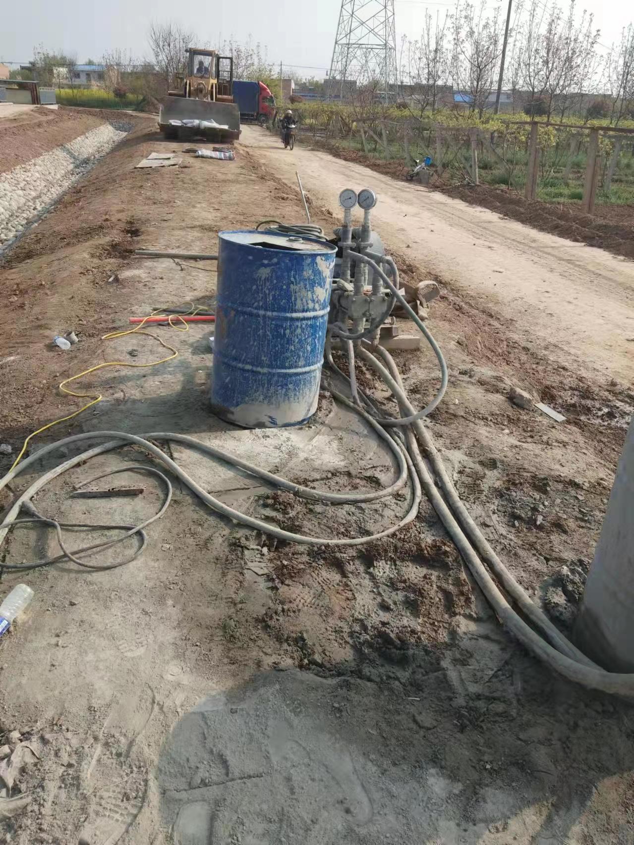 抱罗镇顶管注浆